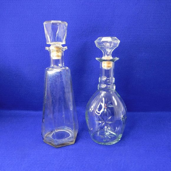 Pair of Vintage Heavy Glass Decanters 12" - Picture 1 of 7
